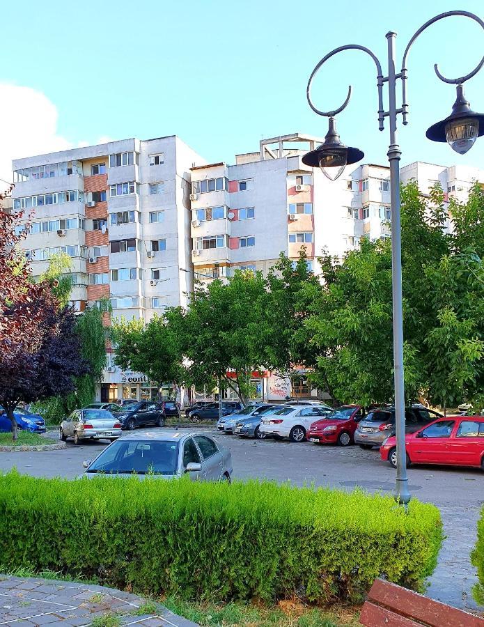 Studio Cathedral Braila Luaran gambar
